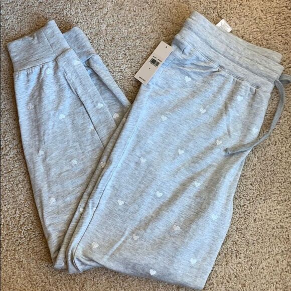 Splendid Pants - Splendid Embroidered Heart Heather Grey Joggers Size Medium